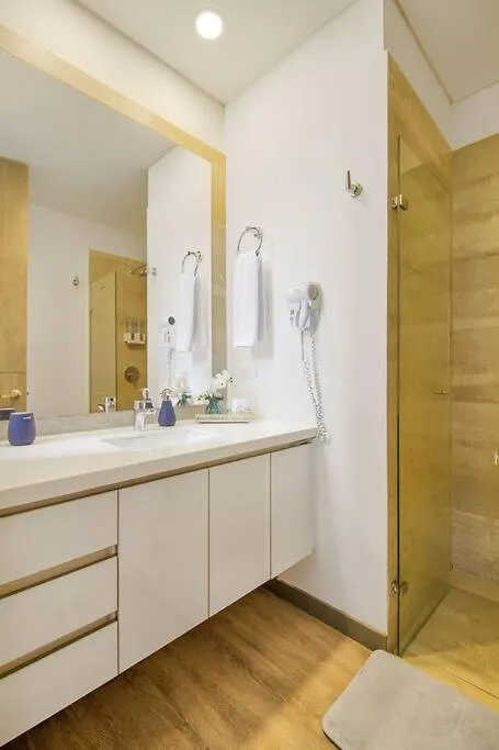 Luxury Apartment In El Poblado, Class Suite 1001 Medellín