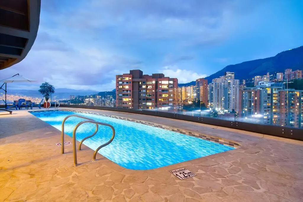 Luxury Apartment In El Poblado, Class Suite 1001 Medellín Colombia